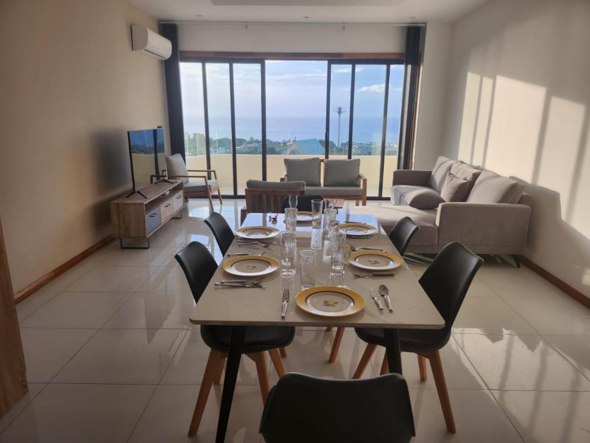 Seaview Luxury Apartamento *